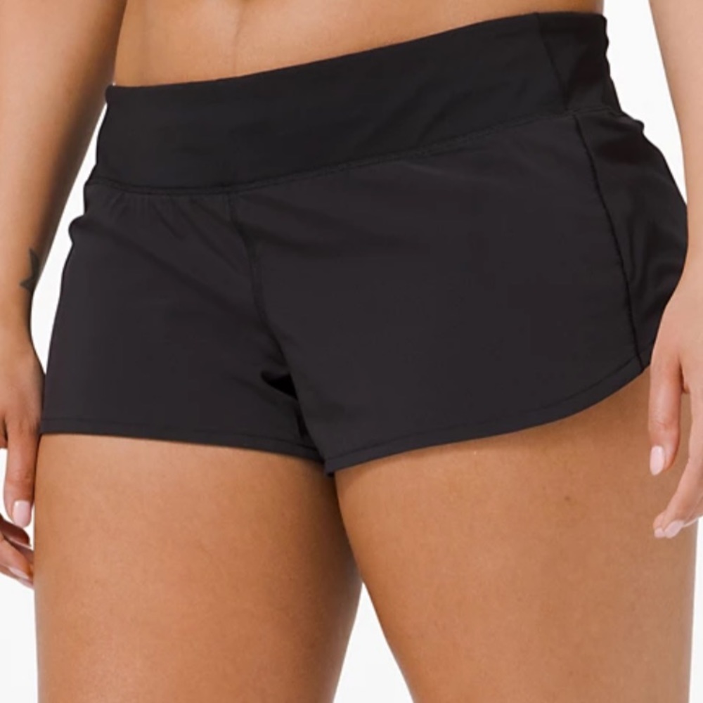 Lululemon speed up shorts 2.5”
